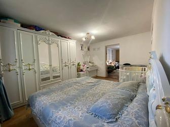 Продается спальный гарнитур