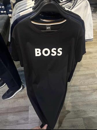 Продам 3 новые фирменные футболки по супер-цене!