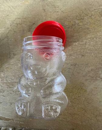 Продам пластиковую емкость