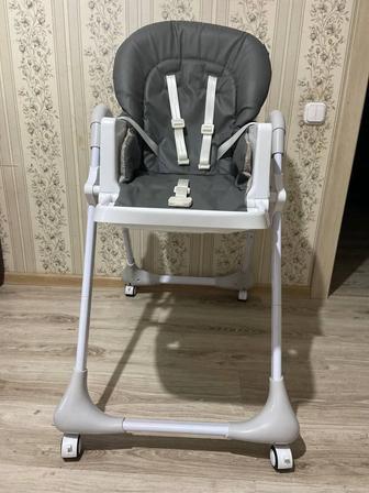 Детский стул для кормления