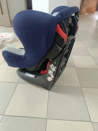 Детское автокресло