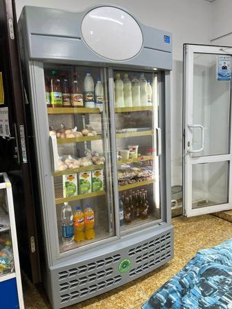 Продам витрины холодильник как шкаф -купе