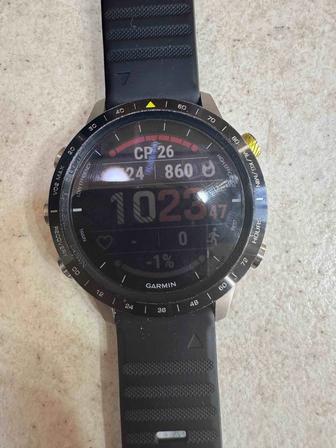 Продам часы Garmin marq