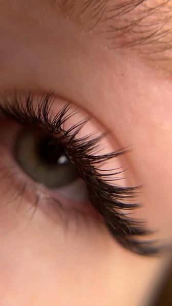 Обучение наращиванию ресниц