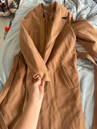 Верхняя одежда, в хорошем состоянии без брака , без катышек