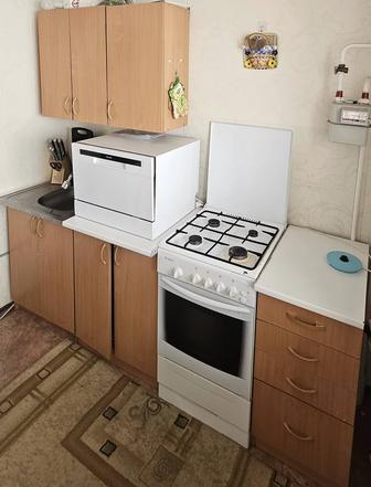 Продам Кухонный Гарнитур