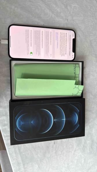 iPhone 12 Pro Max 256 ГБ в отличном состоянии