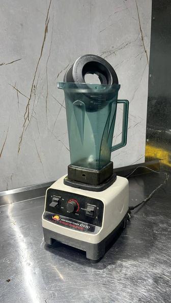 Коммерческий блендер высокой мощности