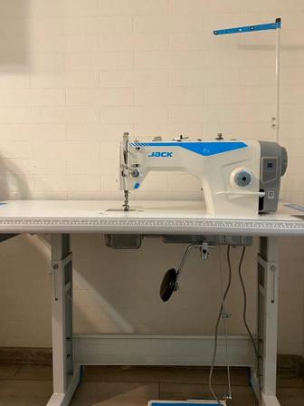 Швейная машина jack
