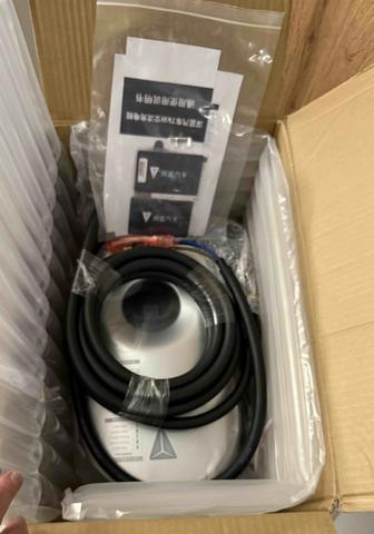 Продам новую оригинальную зарядную станцию 7 кВт