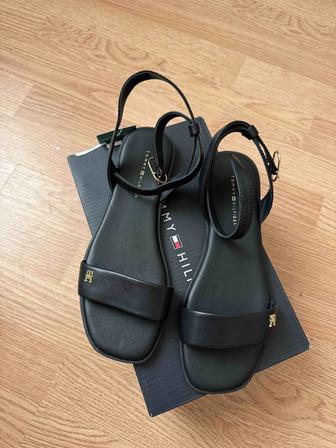 Сандалии Tommy Hilfiger