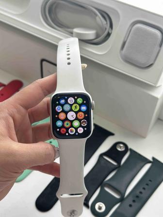iWatch 4, 40 mm