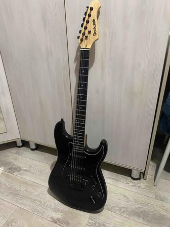 Срочно продам электро гитару вместе со звуковой картой