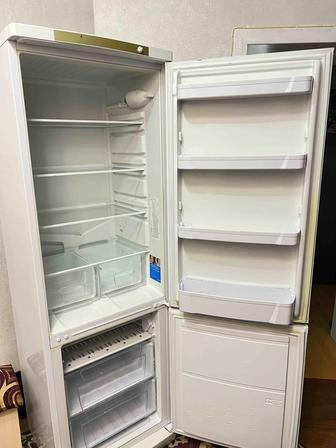 Продам Холодильник Машинку