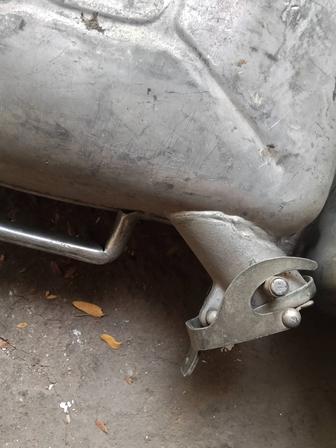 Канистры под гсм