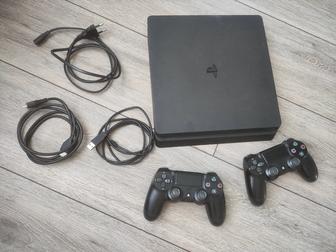Продам PS4 slim