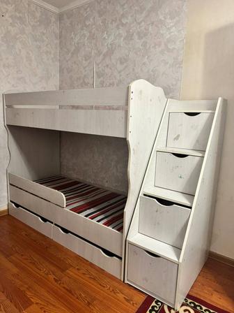 Продам кровать детский
