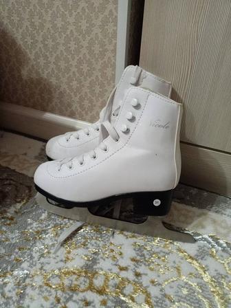 Продам коньки