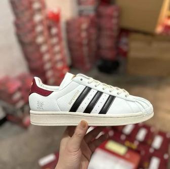Кроссовки adidas superstar