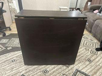 Продам стол книжку