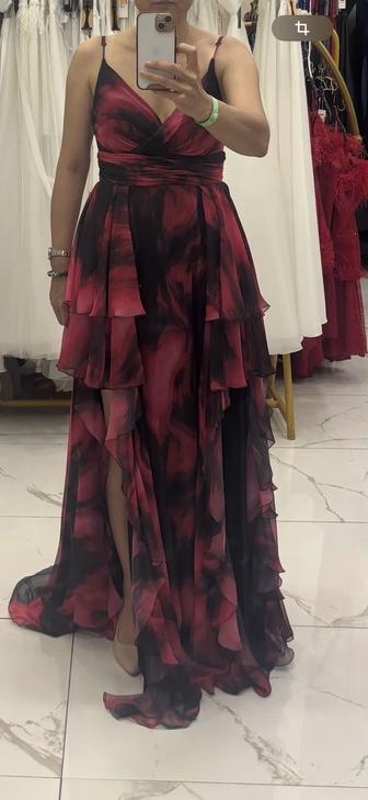 Красивое платье