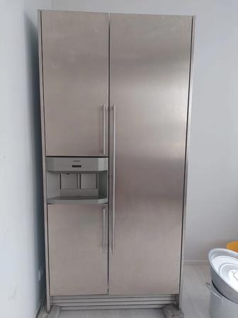 Продам холодильник Gaggenau.