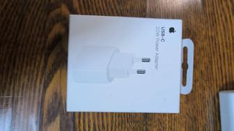 Оригинальный адаптер Apple 20W USB-C (MHJE3ZM/A) новый, запечатанный