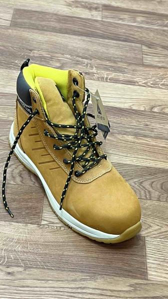 Продаю новые рабочие ботинки DELTA PLUS