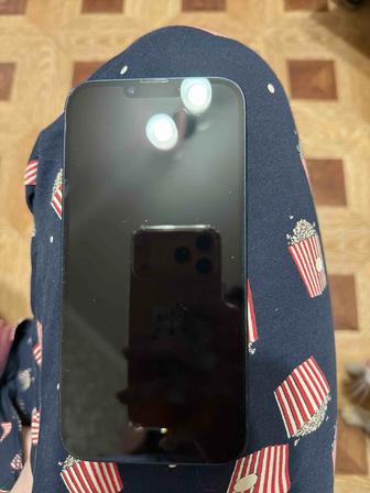 Продам айфон 14 плюс в черном цвете!