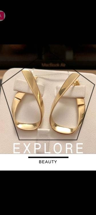 Продам золотые серьги 585