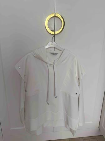 Продам женский костюм