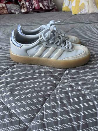 Кроссовки Адидас оригинал