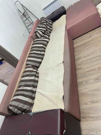 Отдам даром диван 4м