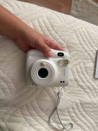 Фотоаппарат Instax mini 12