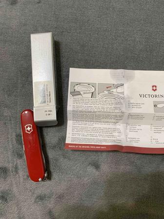 Нож Victorinox hiker