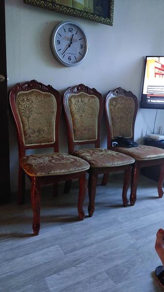 Продам стулья б/у