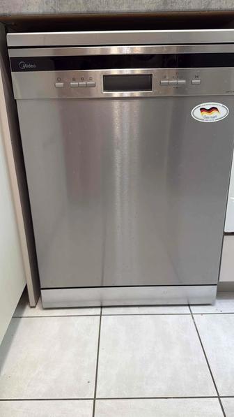 Продам посудомоечную машину