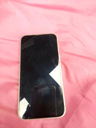 Продам телефон Айфон 13 память 128,аккумулятор 87.В идеальном состоянии