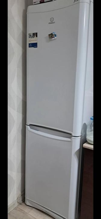 Продаем нерабочий холодильник на запчасти