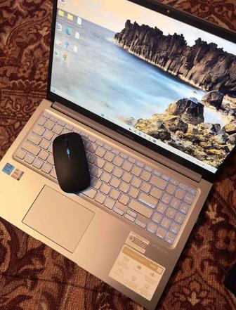 ASUS VivoBook X1504ZA новый ноутбук(есть гарантия) мышка в подарок