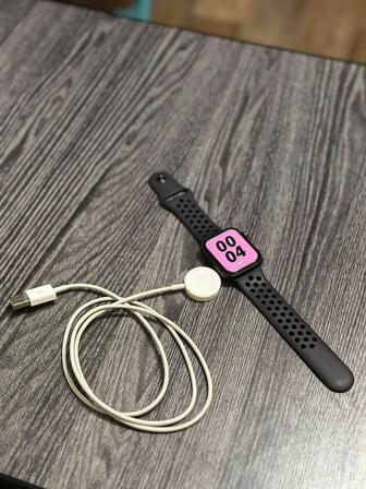 Apple Watch SE 44mm