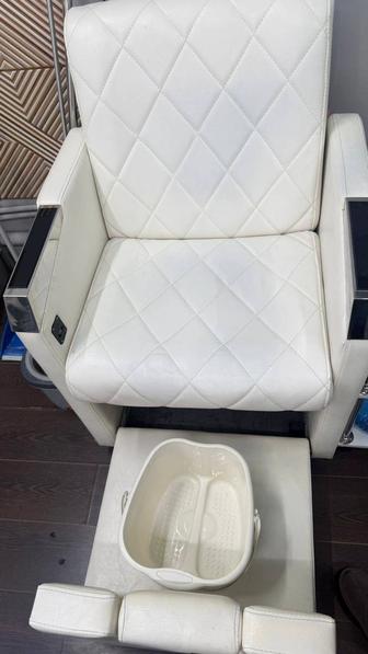 Педикюрное кресло