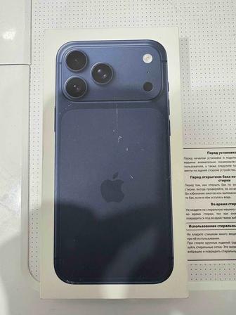 Айфон 17 про max 256 гб цвет синий