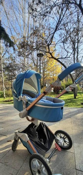 Коляска прогулочная