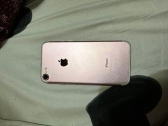 Продам iPhone 7