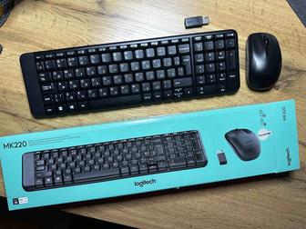 Беспроводная клавиатура Logitech ML220 с мышью в комплекте