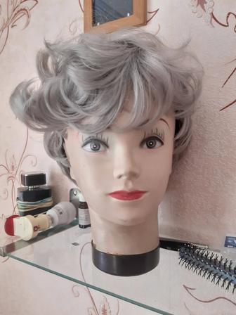 Парик женский