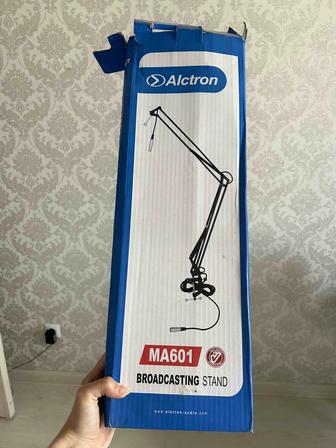 Стойка для микрофона Alctron MA601