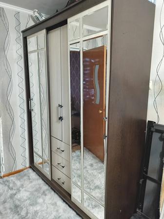 Продаю шкаф срочно