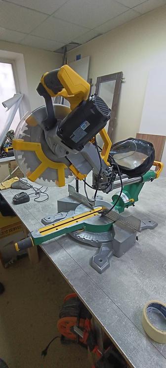 Продам торцовочная пила